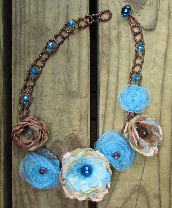 How to Create Flower Necklace with Silk Thread 