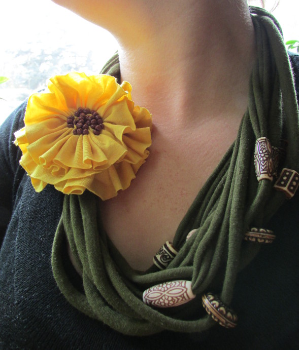 Recycled T-shirt Flower Necklace