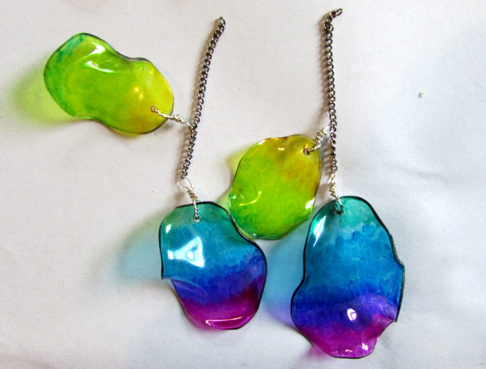 Recycled Plastic Bottle Earrings Instructions