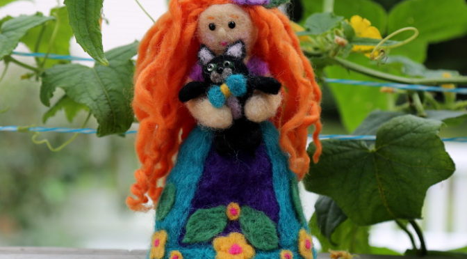 Introduction to felting: how to make a felted doll