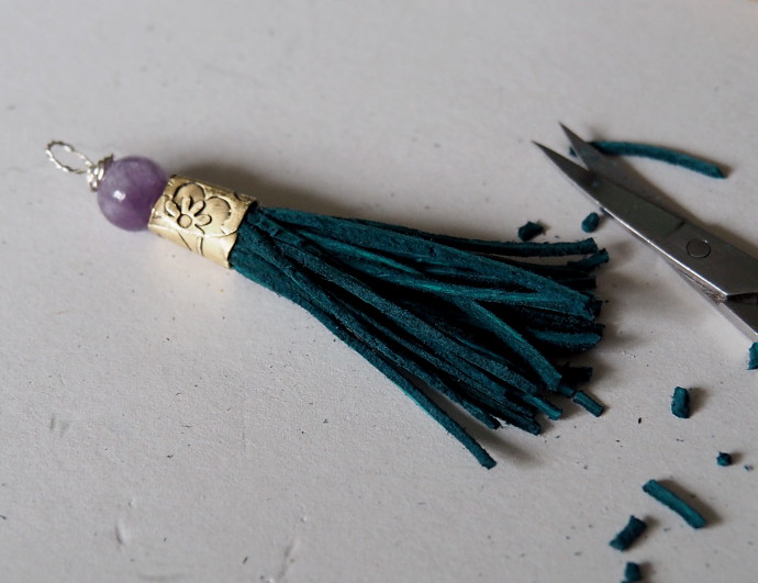 How To Make A Leather Tassel 