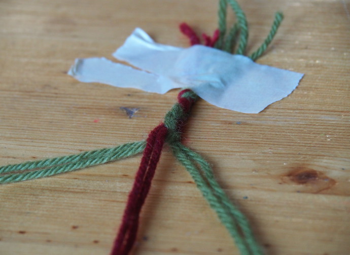 How To Make a Pompom Garland How to make a pompom