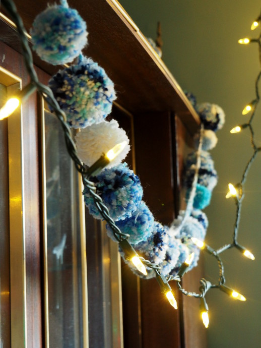 How To Make a Pompom Garland How to make a pompom