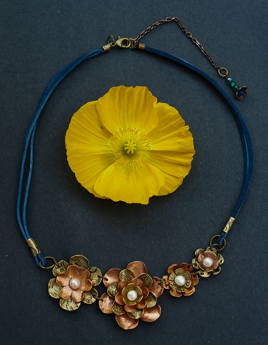 Metal Flower Necklace